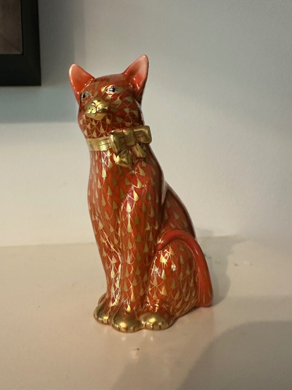 Herend - Rust and Gold cat with bow